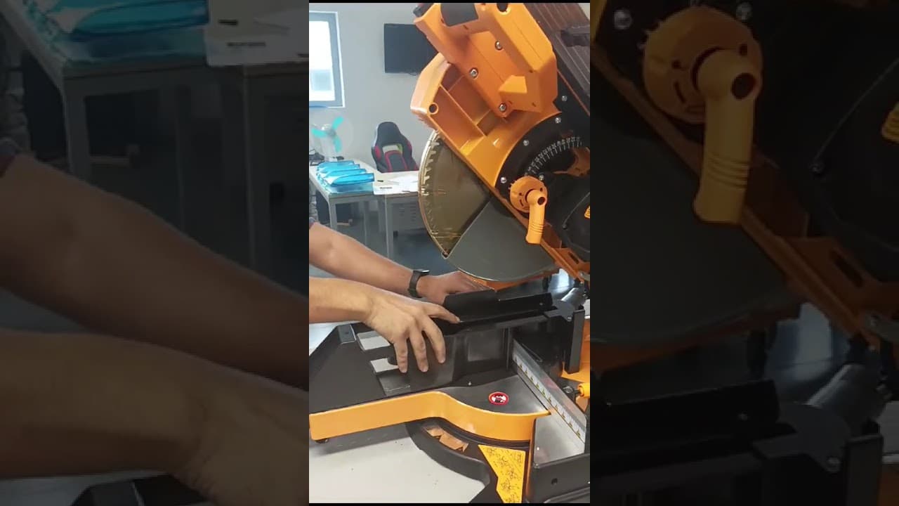 Miniatură video: MANUALE - VIDEO MONTAGGIO MT2S18002 TRONCATRICE DISCO 2 IN 1 LEGNO 305MM 1800W