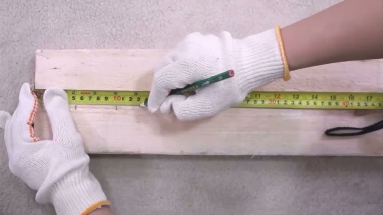 Miniatură video: 📏 Рулетка 5 м х 25 мм INGCO INDUSTRIAL (HSMT8805.1)