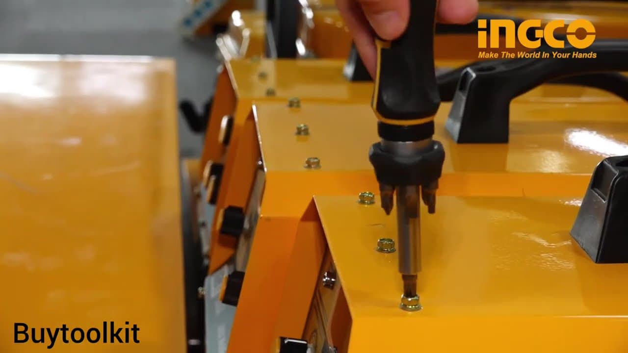 Miniatură video: INGCO 8 Pcs Ratchet Screwdriver Set , AKISD0808