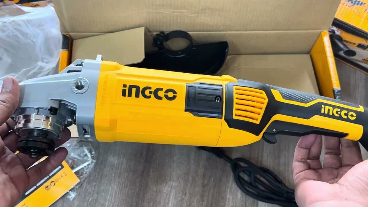 Miniatură video: INGCO 7" 2000W Angle Grinder AG200018 Unboxing by Buttar Enterprises 03350506506 | Lahore Pakistan