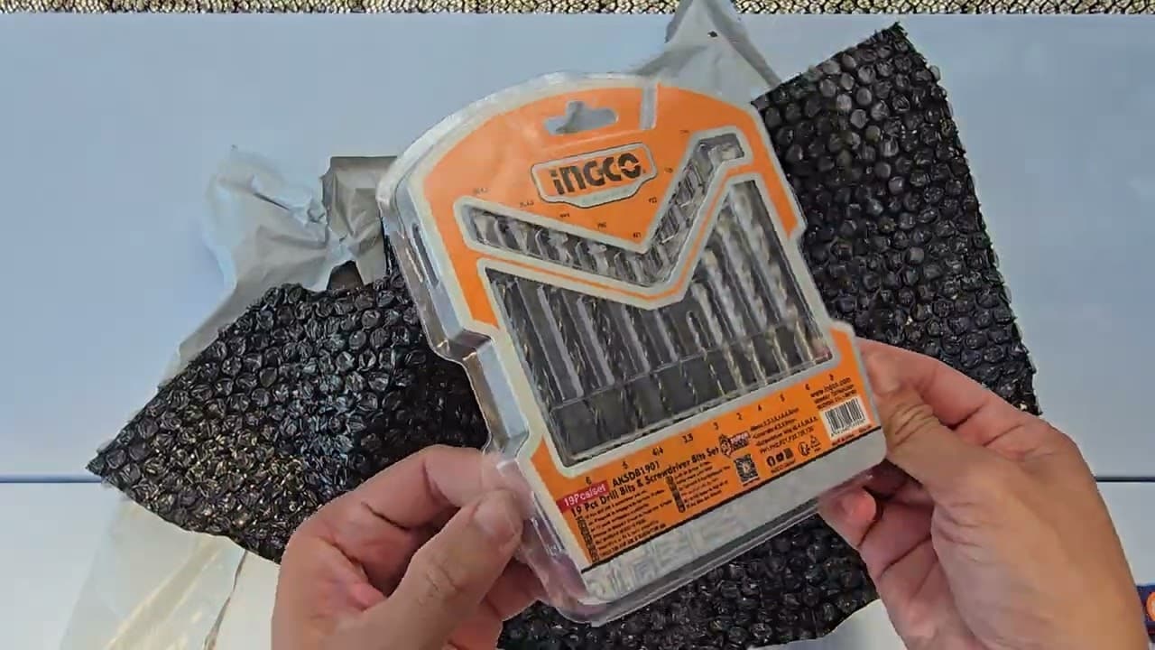 Miniatură video: INGCO AKSDB1901 19pcs Drill Bits ScrewdriverMix Bit Set Metal Masonry SS IHT | unbox 2026